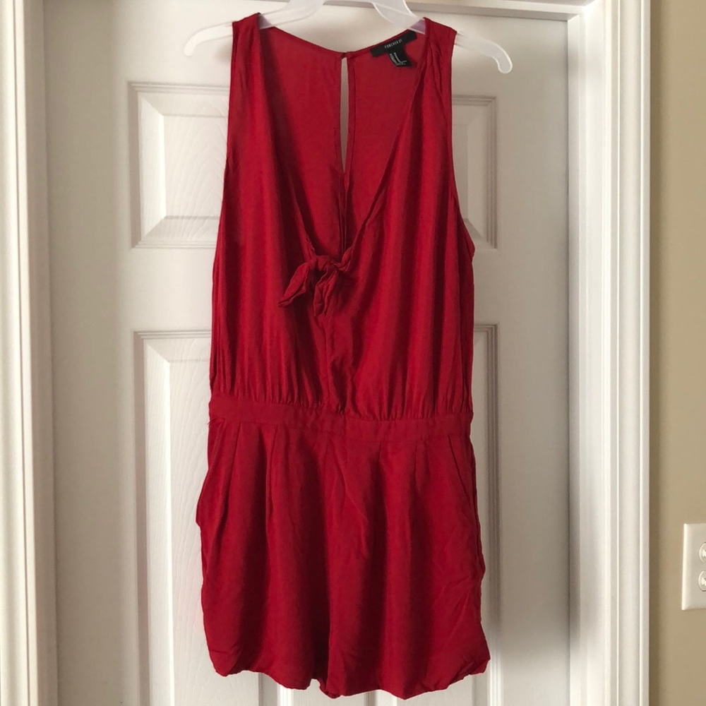 Forever 21 pleated romper with pockets